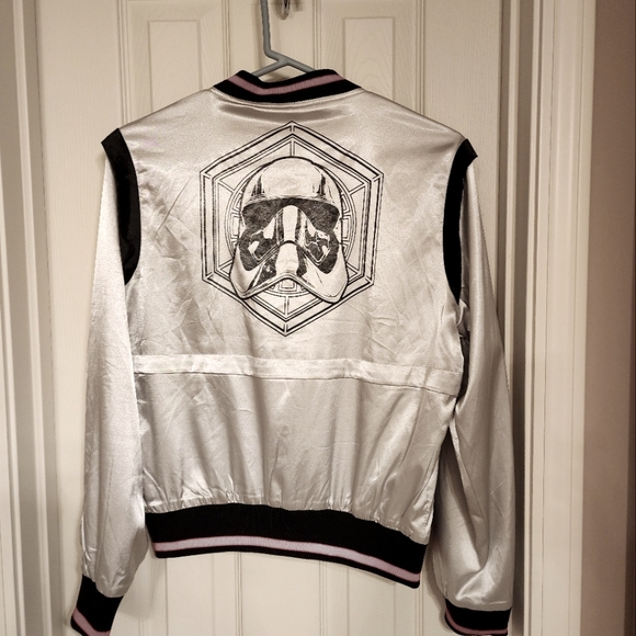 HER UNIVERSE storm trooper captain jacket - Picture 3 of 3